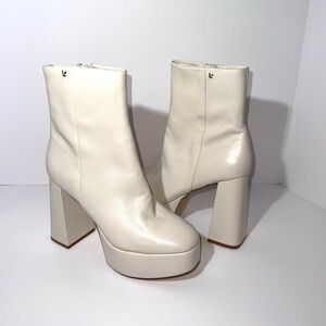 Larroudé Dolly Leather Platform Boots In Ivory